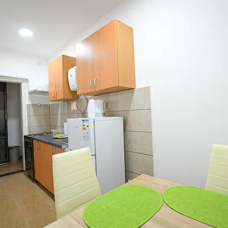 59 Apartment *